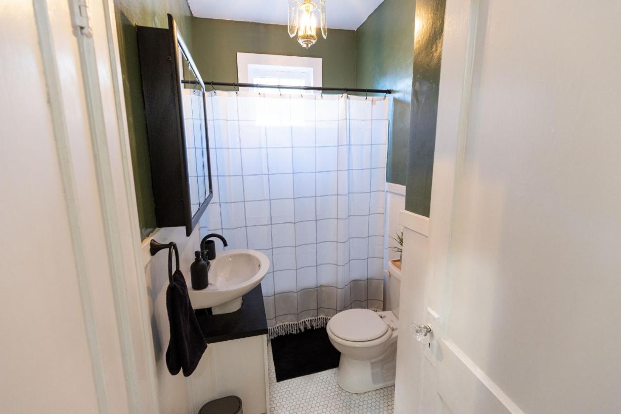 Historic Revival King Bed Midtown Memphis 68 Yes Pets Fast Wifi Free Parking Villa Bagian luar foto