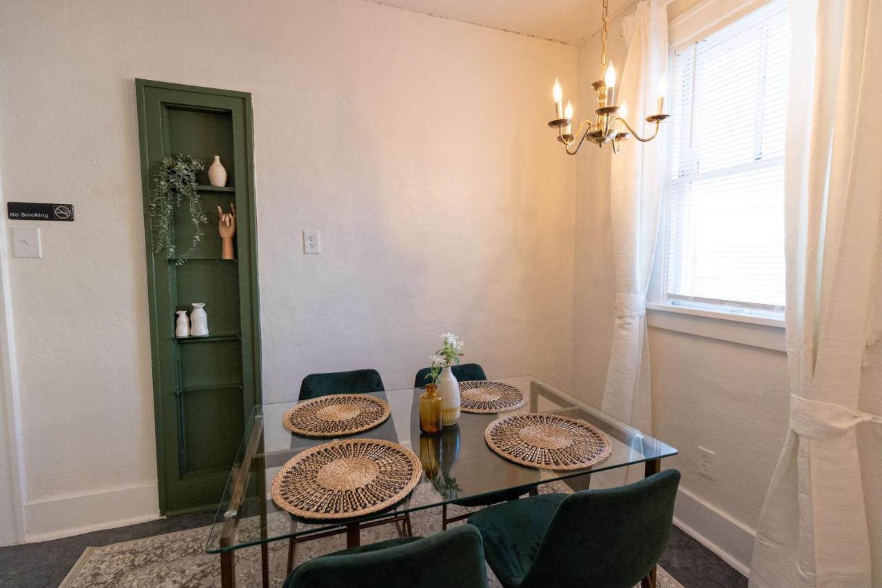 Historic Revival King Bed Midtown Memphis 68 Yes Pets Fast Wifi Free Parking Villa Bagian luar foto